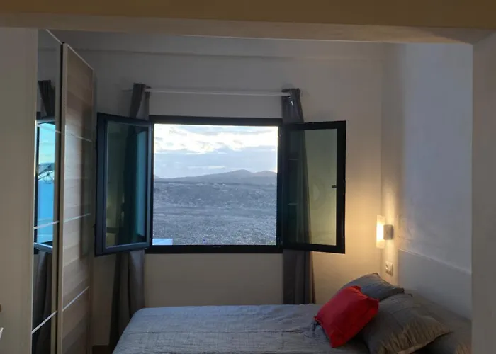 Casa Picacho * تيناجون